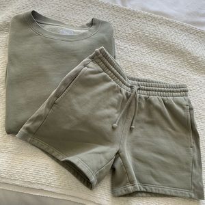 Aritzia TNA sweatsuit set